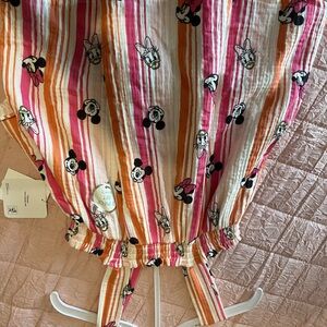 Minnie Mouse girls 2 pc outfit size 6X top and shorts